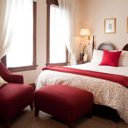 Homestead House B&B Гамильтон Экстерьер фото